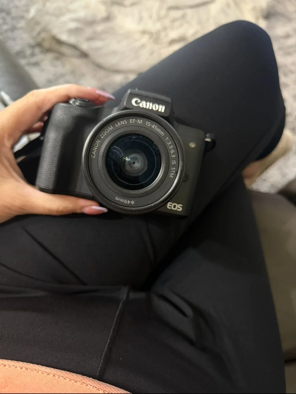 Canon EOS M50 Camera in Black with 15-45mm Lens